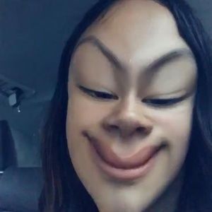 Meet your Posher, Emmy